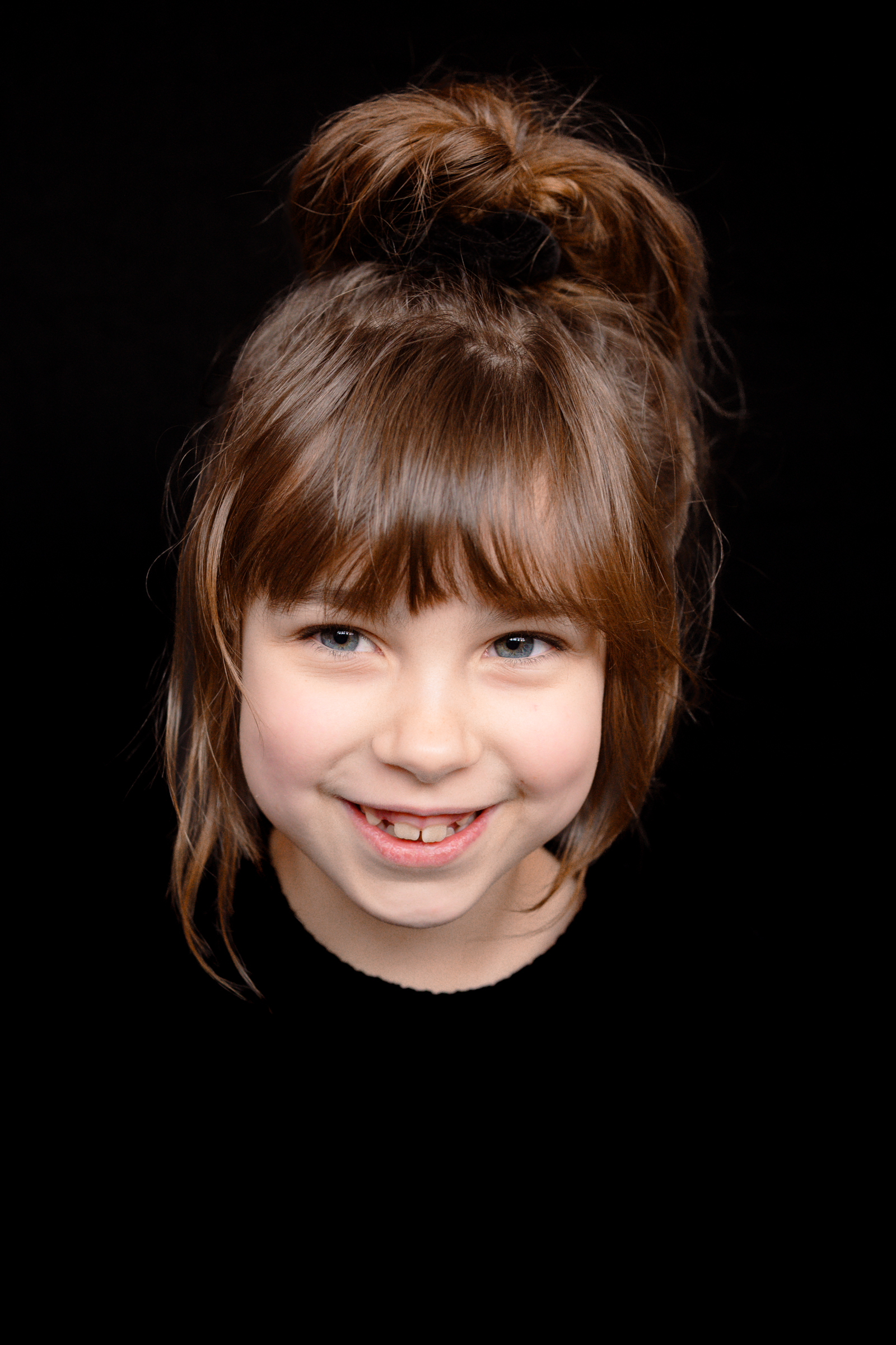 Tijdloos en puur kindportret tijdens een fotoshoot van een kind in Apeldoorn